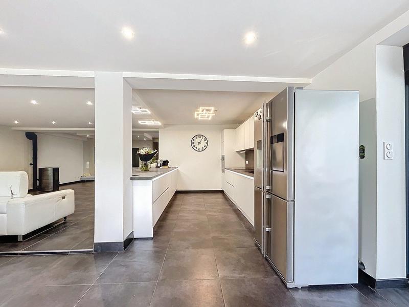 Appartement - 170 m² - 6 pièces