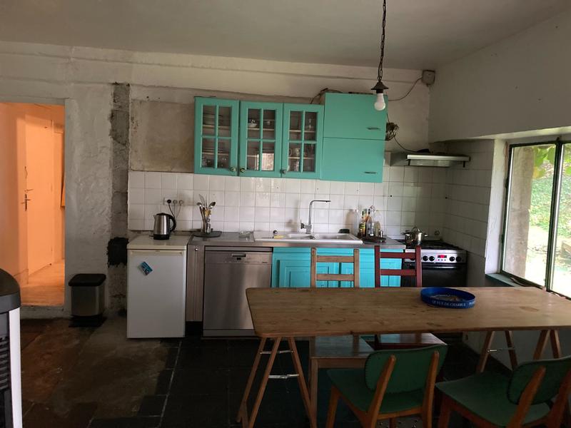 Maison - 250 m² - 9 pièces