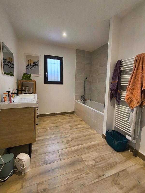 Maison - 143 m² - 5 pièces