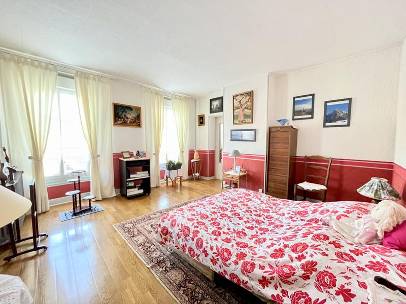 Maison - 145 m² - 7 pièces