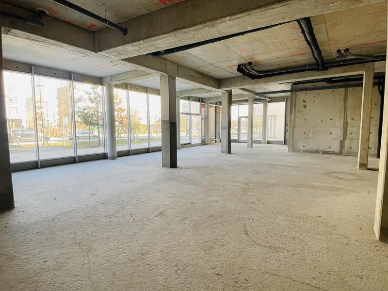 Local commercial - 233 m²