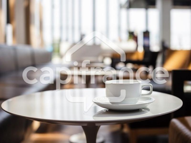 Fonds de commerce - 303 m²