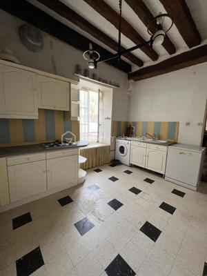 Maison - 180 m² - 7 pièces