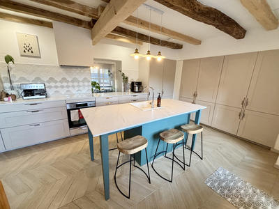 Maison - 138 m² - 7 pièces