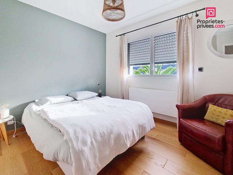 Maison - 110 m² - 6 pièces