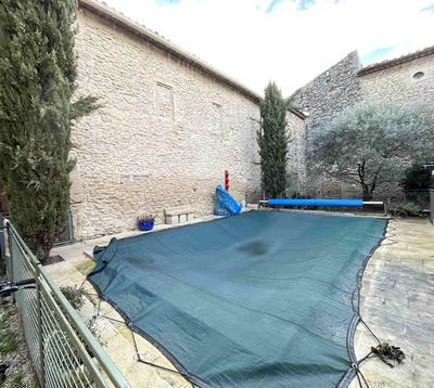 Maison - 300 m² - 6 pièces