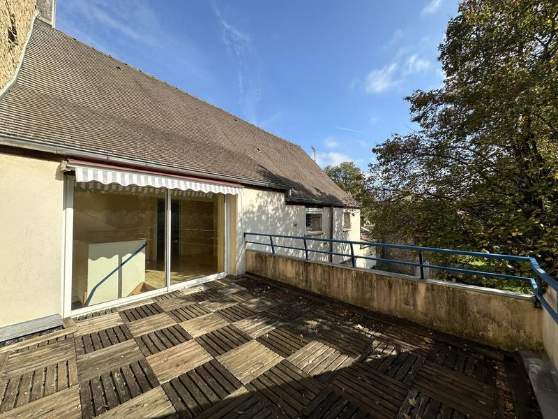 Maison ancienne - 151 m² - 8 pièces