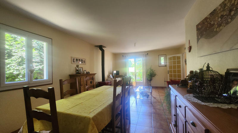 Maison - 98 m² - 5 pièces