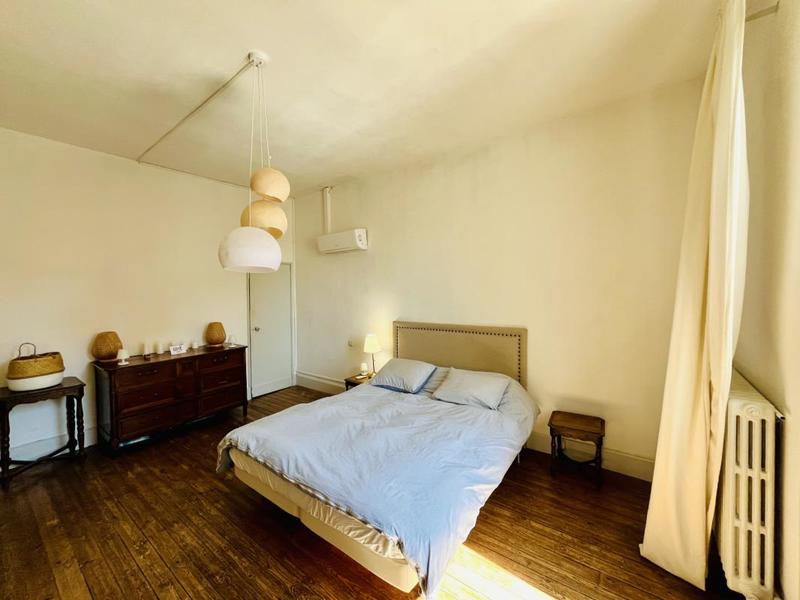 Maison de maîtres - 430 m² - 10 pièces