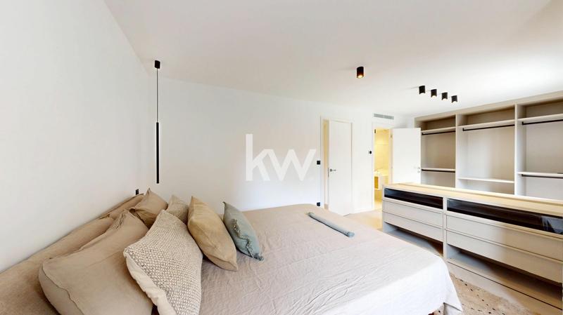 Maison - 208 m² - 6 pièces