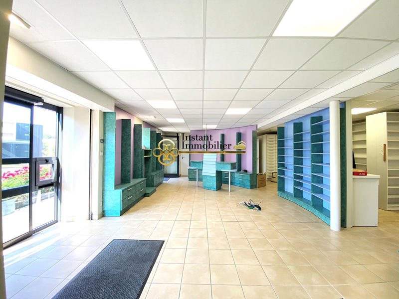 Local d'activités - 170 m²