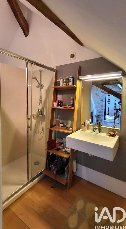 Maison - 346 m² - 11 pièces