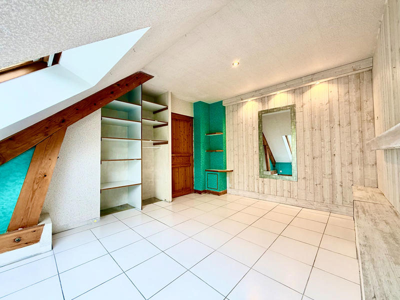 Maison - 148 m² - 7 pièces