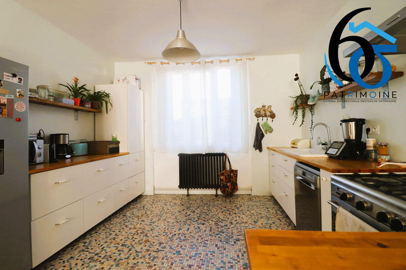 Maison ancienne - 175 m² - 6 pièces