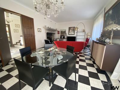 Maison - 169 m² - 7 pièces