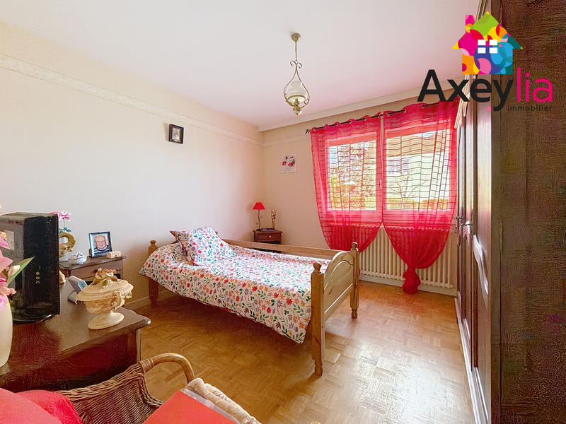 Maison - 138 m² - 7 pièces