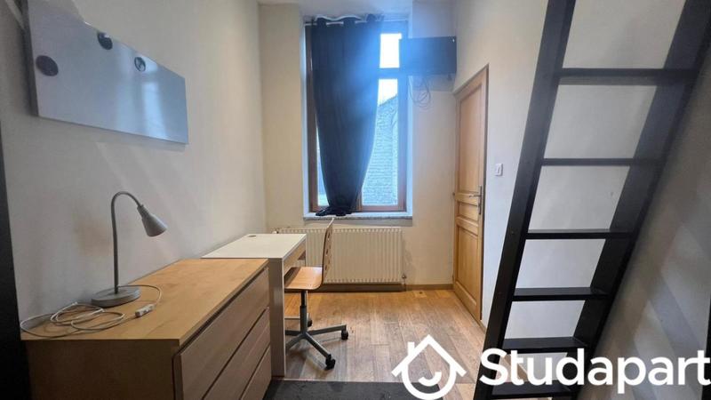 Chambre - 15 m² - 1 pièce