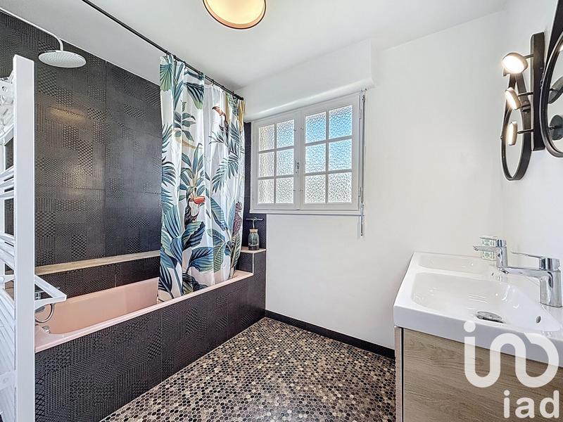 Maison - 161 m² - 7 pièces