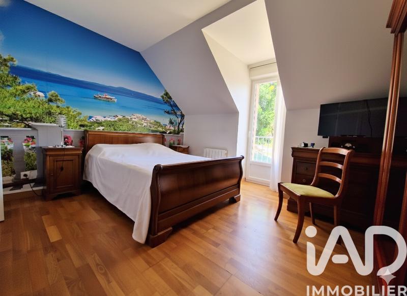 Maison - 175 m² - 8 pièces