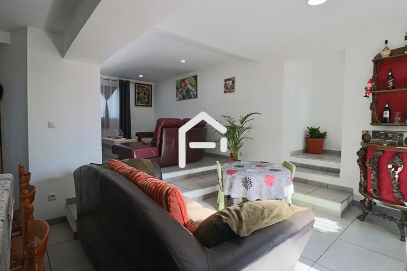 Maison - 129 m² - 6 pièces