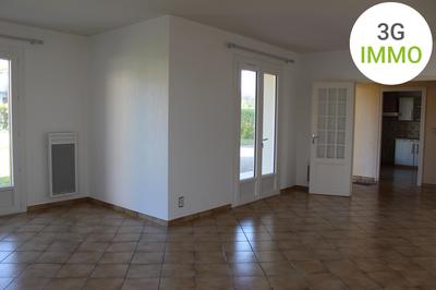 Villa - 104 m² - 4 pièces