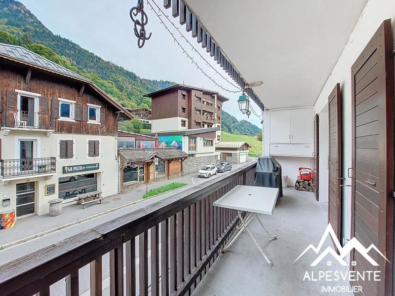 Maison - 225 m² - 10 pièces