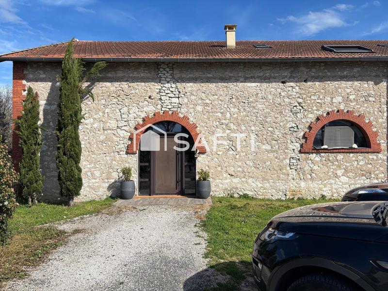 Maison - 278 m² - 7 pièces