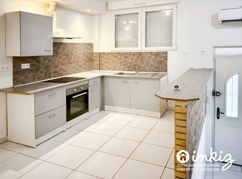 Maison - 210 m² - 10 pièces