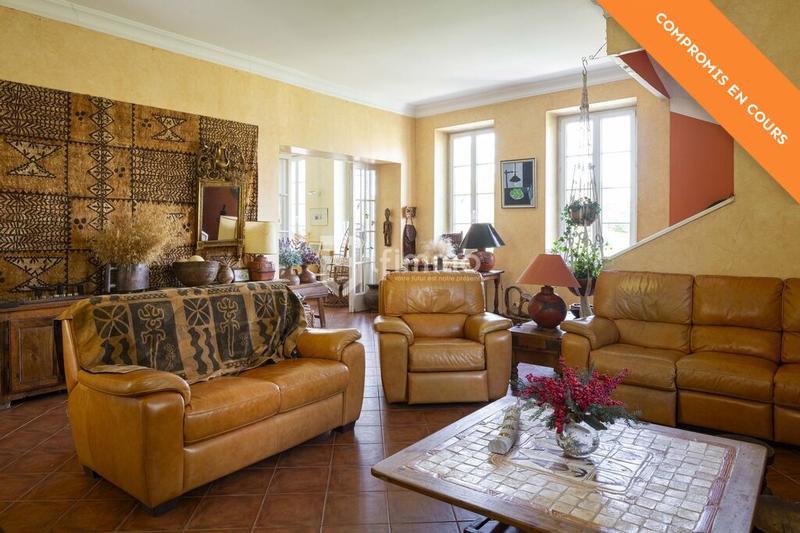 Villa - 265 m² - 7 pièces