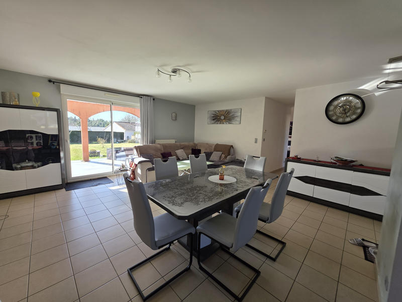 Maison - 86 m² - 4 pièces