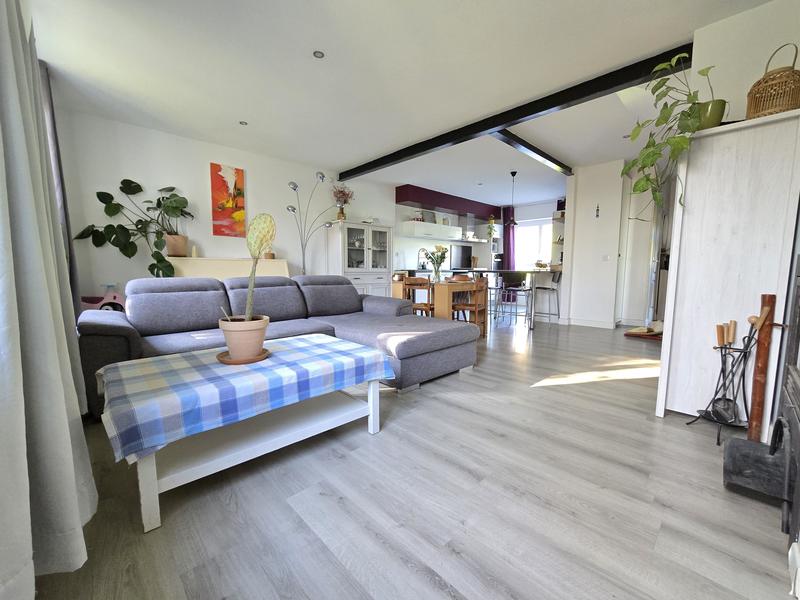 Villa - 90 m² - 4 pièces