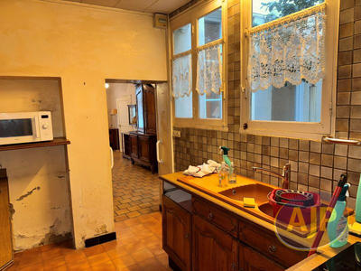 Maison - 121 m² - 6 pièces