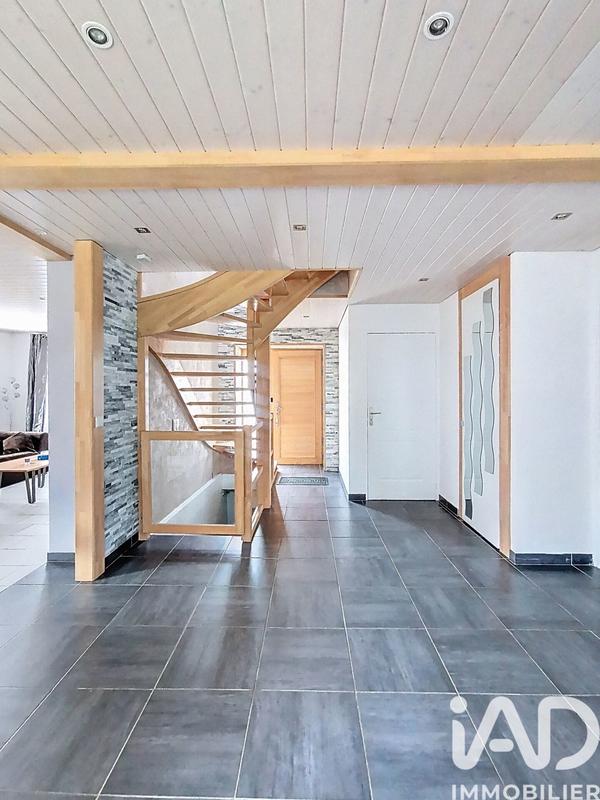 Maison - 138 m² - 7 pièces