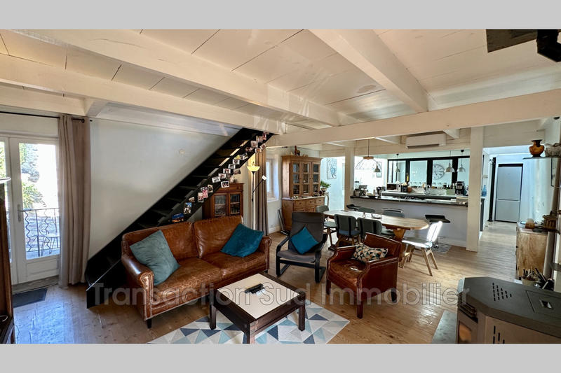 Maison - 280 m² - 11 pièces