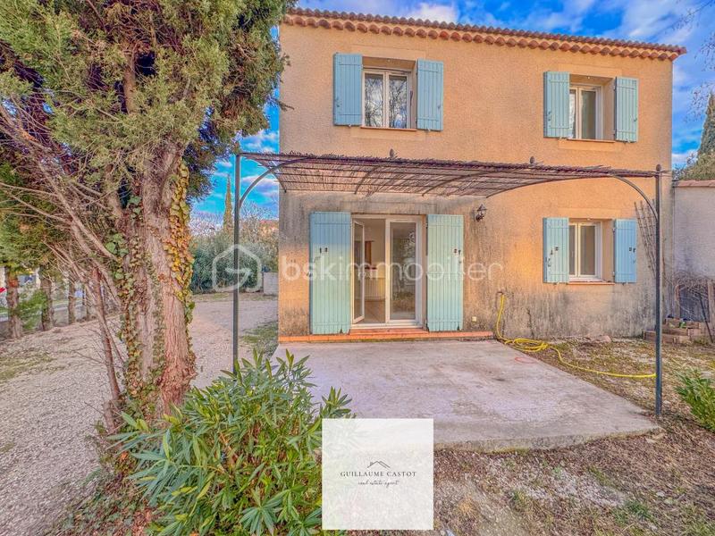 Villa - 94 m² - 5 pièces