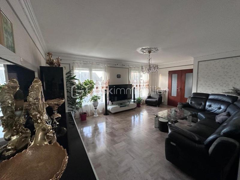 Maison de ville - 146 m² - 7 pièces