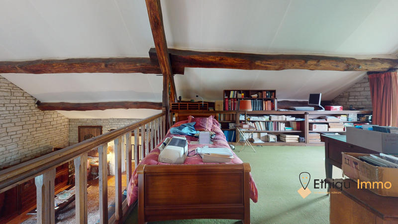 Maison - 357 m² - 10 pièces