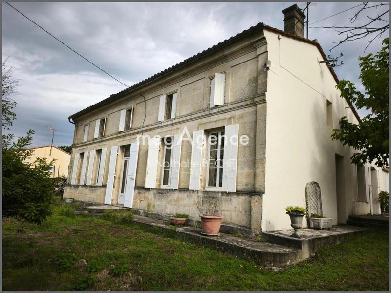 Maison ancienne - 200 m² - 7 pièces