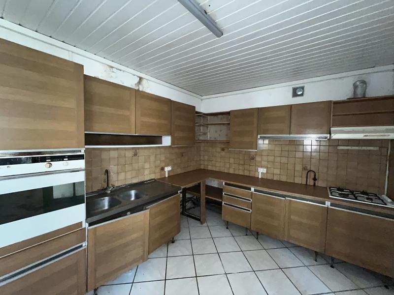 Maison - 121 m² - 6 pièces