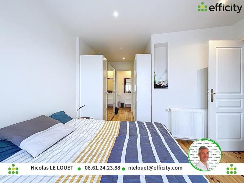 Demeure - 215 m² - 7 pièces