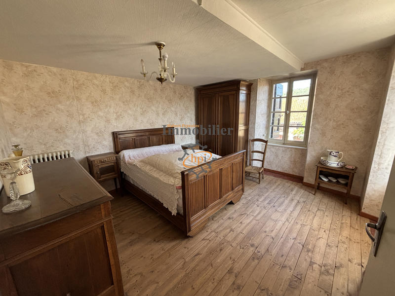 Maison - 152 m² - 1 pièce