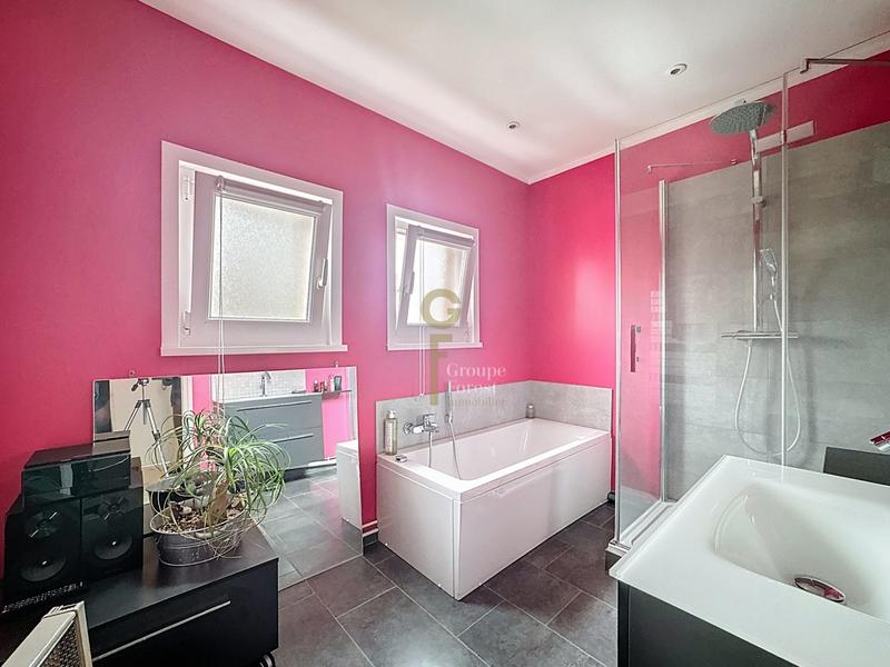 Maison - 101 m² - 4 pièces