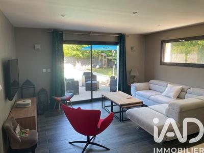 Maison - 186 m² - 9 pièces