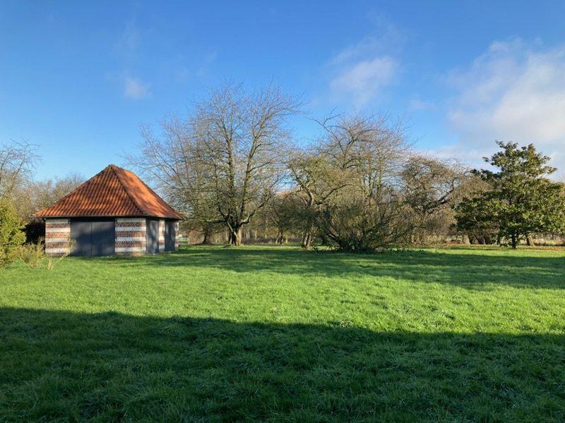 Maison - 220 m² - 7 pièces