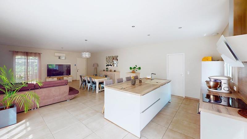 Maison - 130 m² - 5 pièces