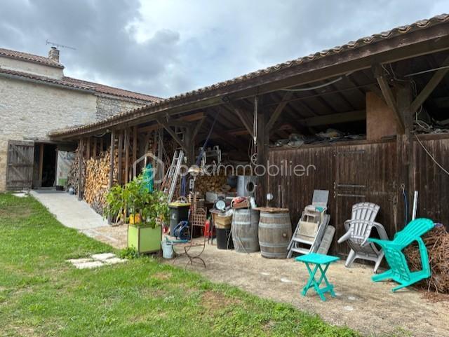 Maison en pierre - 235 m² - 8 pièces