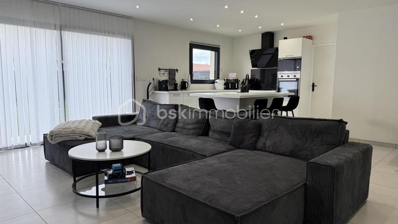 Maison - 100 m² - 4 pièces