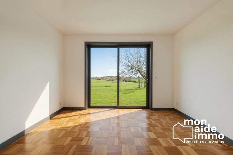 Maison - 600 m² - 9 pièces