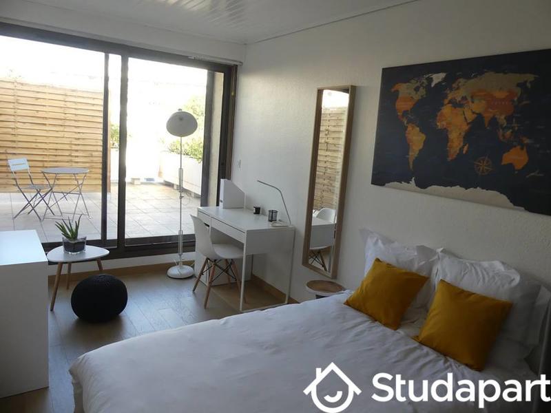 Chambre - 11 m² - 1 pièce