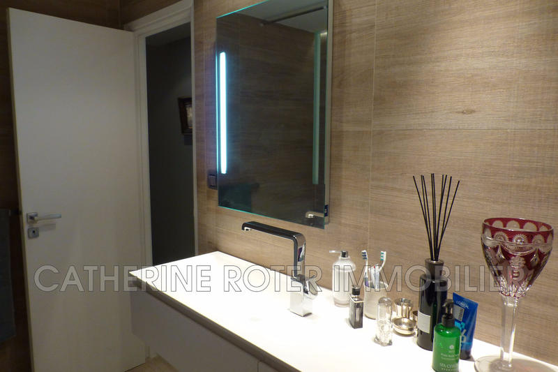 Appartement - 64 m² - 2 pièces